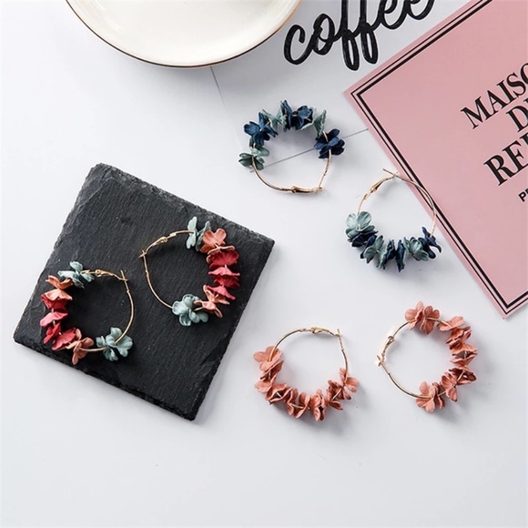 Multicolor Floral Flower Petal Large Hoop Earrings - Picture 8 of 10